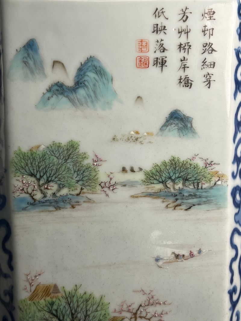 清乾隆  青花八吉祥开光洋彩“四时燕居”图诗文八方瓶 - 图15