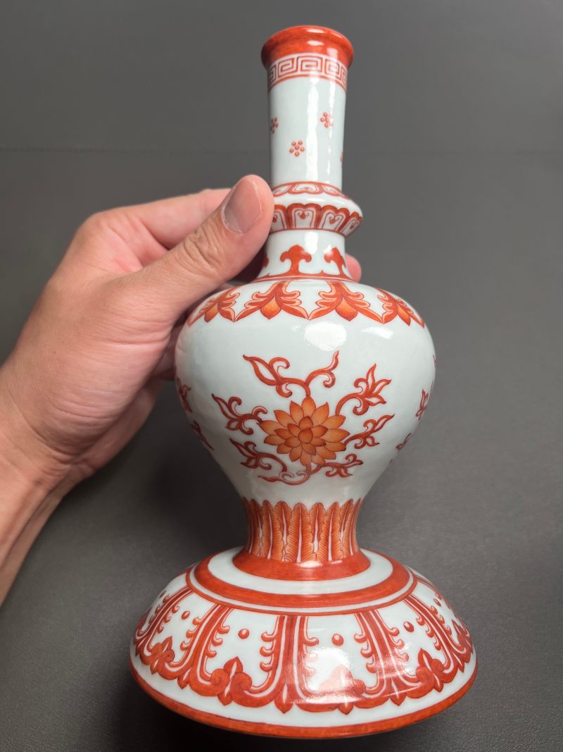 清乾隆  矾红彩缠枝莲纹甘露瓶 - 图12
