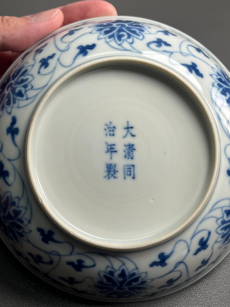 清同治  青花缠枝莲纹盘（一对） - 图11
