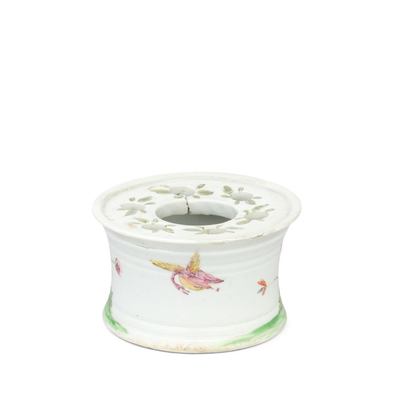 An extremely rare Vauxhall inkwell, circa 1756-58 - 图2