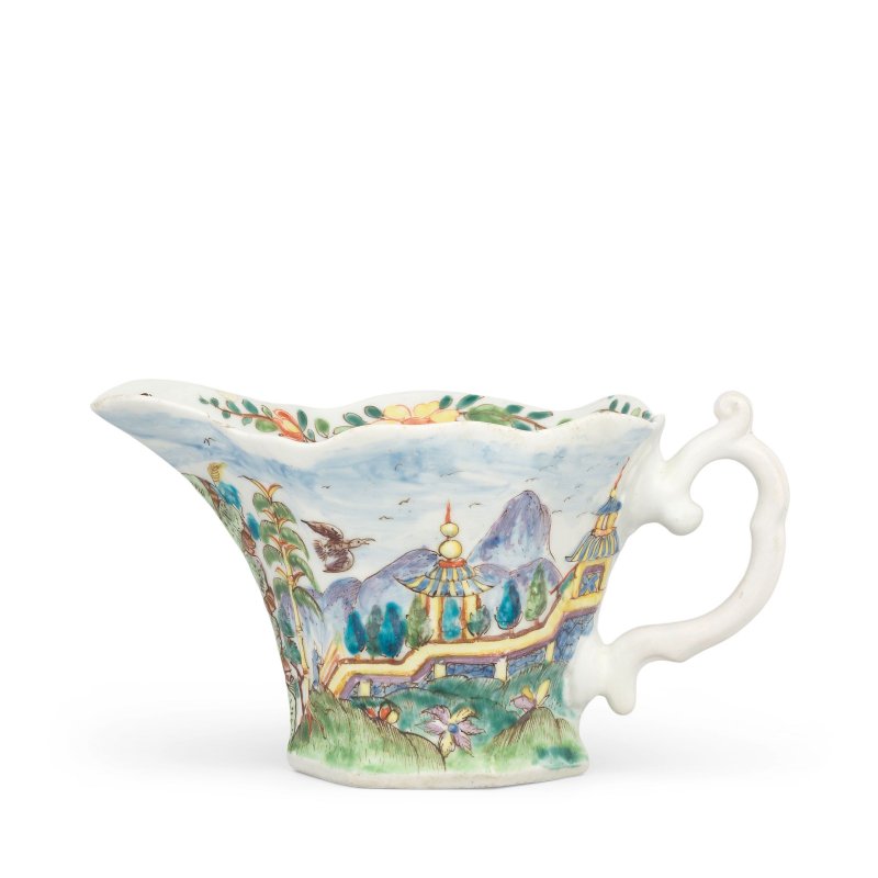 A Worcester 'Wigornia' creamboat, circa 1752-53 - 图5