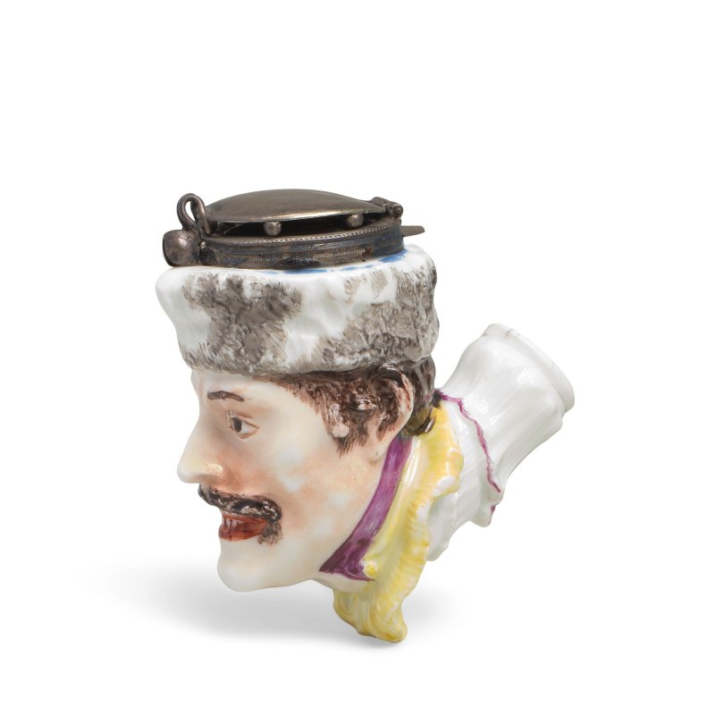 A Meissen pipe head, circa 1740-50