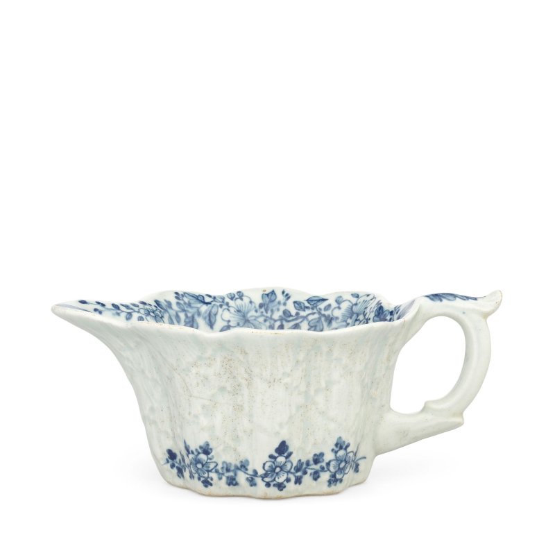 A very rare Limehouse large creamboat, circa 1746-48 - 图4