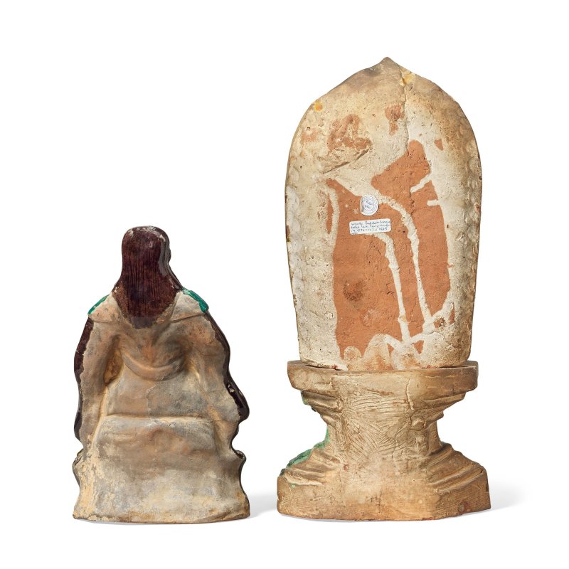 明 十六世紀 琺華真武大帝及三彩佛像 | A FAHUA-GLAZED FIGURE OF ZHENWU AND A SANCAI GLAZED MODEL OF BUDDHA - 图4