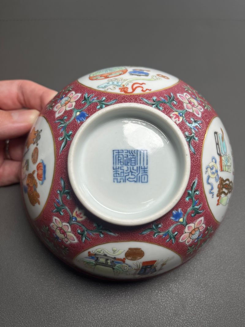 清道光  内青花外胭脂红地轧道洋彩开光“五谷丰登”图上元节令膳碗 - 图4