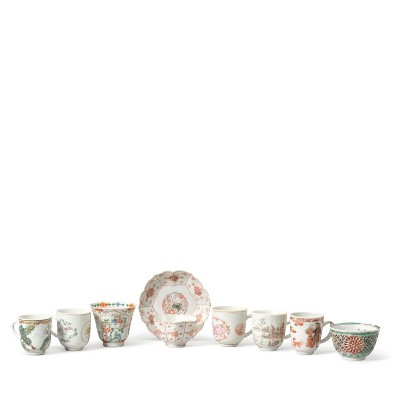 清康熙至乾隆 五彩茶盌兩件、礬紅描金盌及托及咖啡盃五件 | TWO FAMILLE VERTE TEA BOWLS, ONE GILT AND IRON RED TEABOWL AND SAUCER AND FIVE PORCELAIN COFFEE CUPS