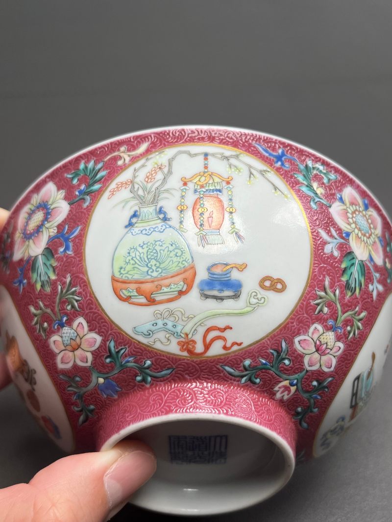 清道光  内青花外胭脂红地轧道洋彩开光“五谷丰登”图上元节令膳碗 - 图6