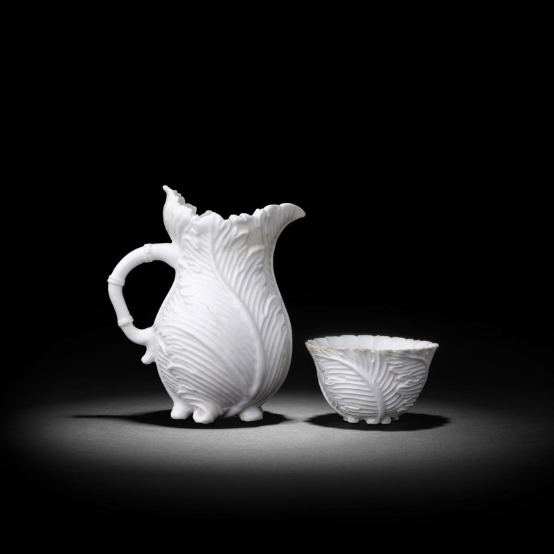 A Chelsea white acanthus or 'Strawberry Leaf' teabowl, circa 1745-49 - 图4
