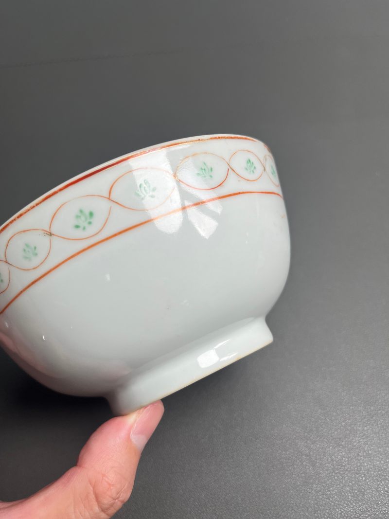 清乾隆  红绿彩阿拉伯文碗（带老盒） - 图14