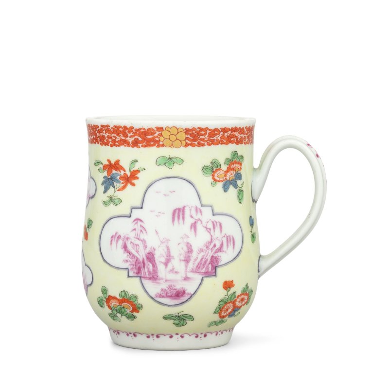 An attractive Worcester mug, circa 1758-60