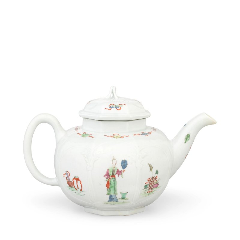 A rare Worcester teapot and cover, circa 1753-54 - 图2