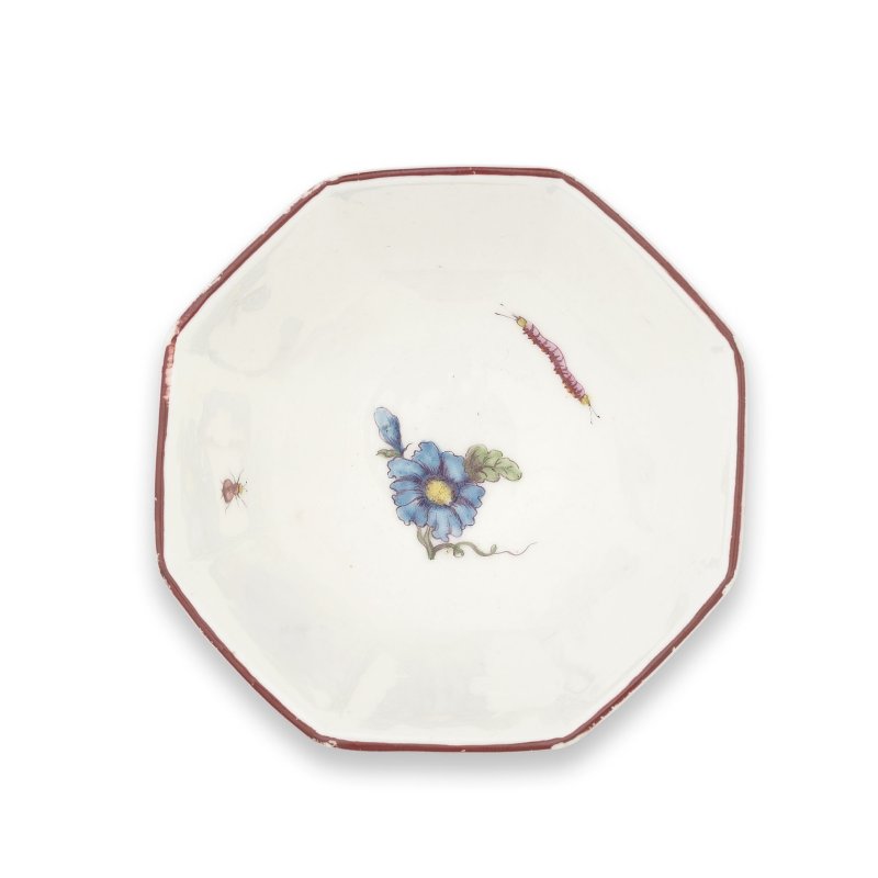 A Chelsea 'Fable' teabowl, circa 1752-53 - 图3