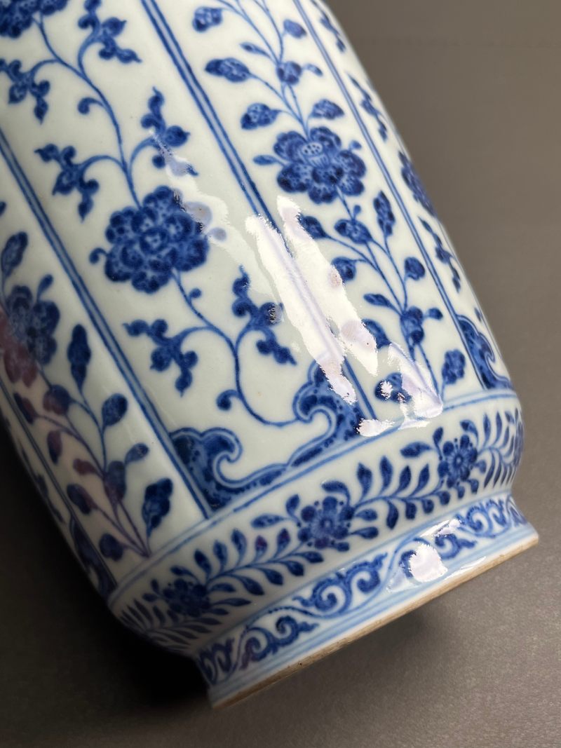 清乾隆  青花花卉纹棒槌瓶 - 图18