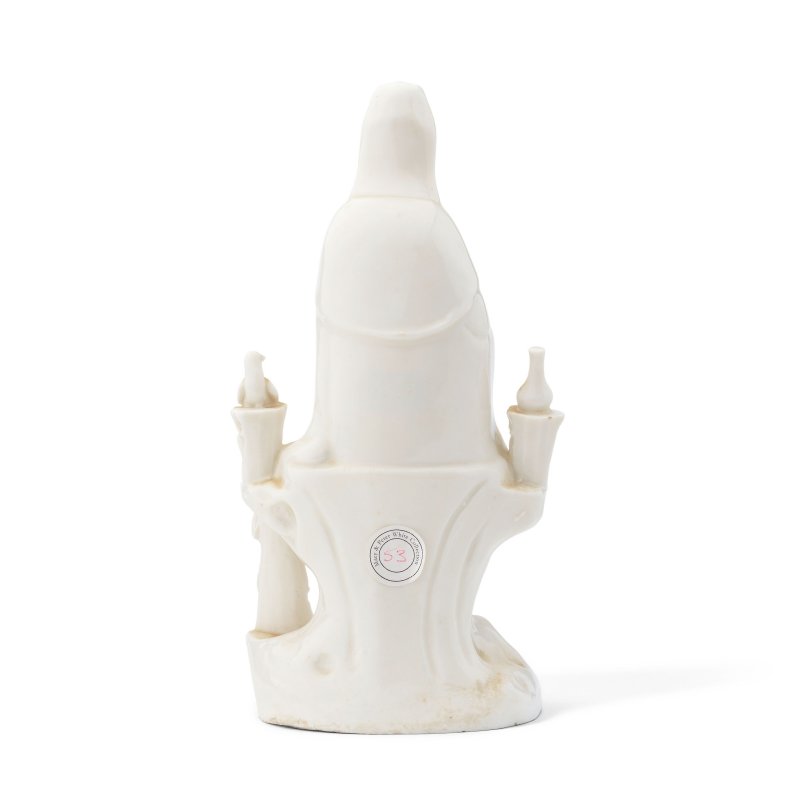十七世紀 德化窯觀音像 | A BLANC-DE-CHINE FIGURE OF GUANYIN - 图2