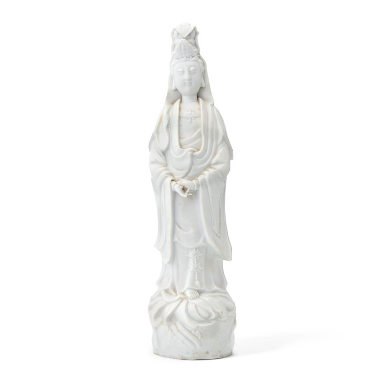 清康熙 德化窯觀音立像 | A BLANC-DE-CHINE FIGURE OF GUANYIN - 图4
