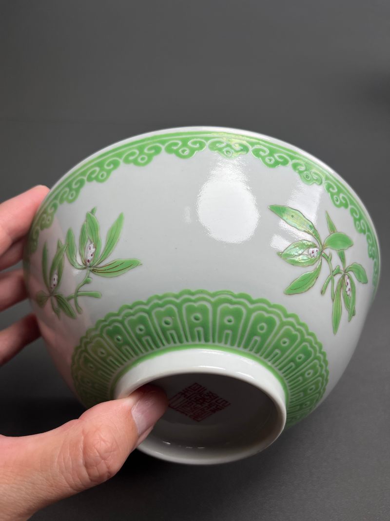 清嘉庆  淡绿料兰花纹碗（一对） - 图11