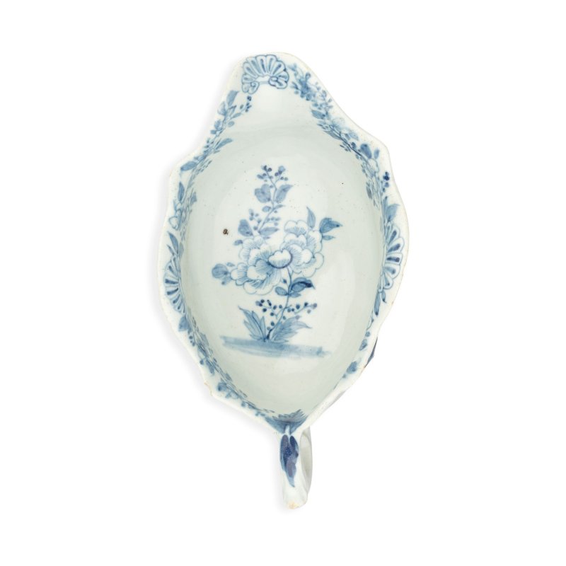 A fine Limehouse sauceboat, circa 1746-48 - 图3