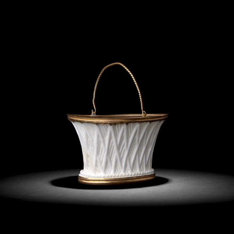 A Chelsea white basket, circa 1745-49