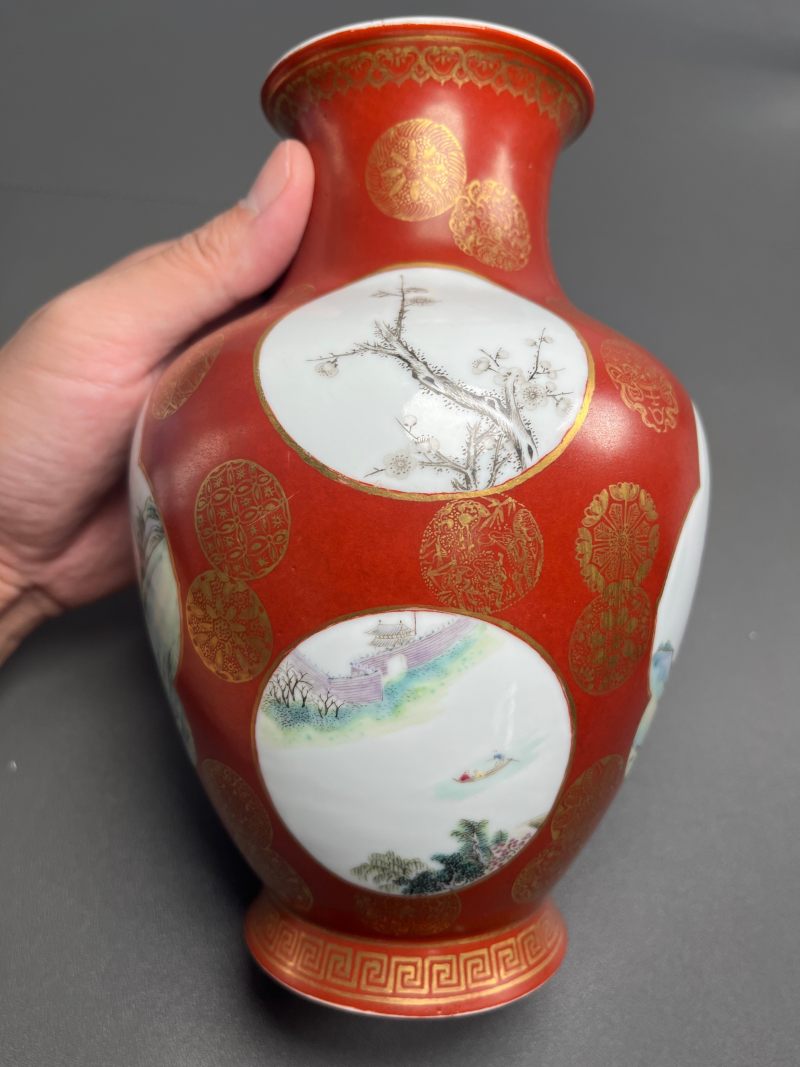 民国  珊瑚红地描金皮球花开光粉彩八仙图大口尊 - 图6