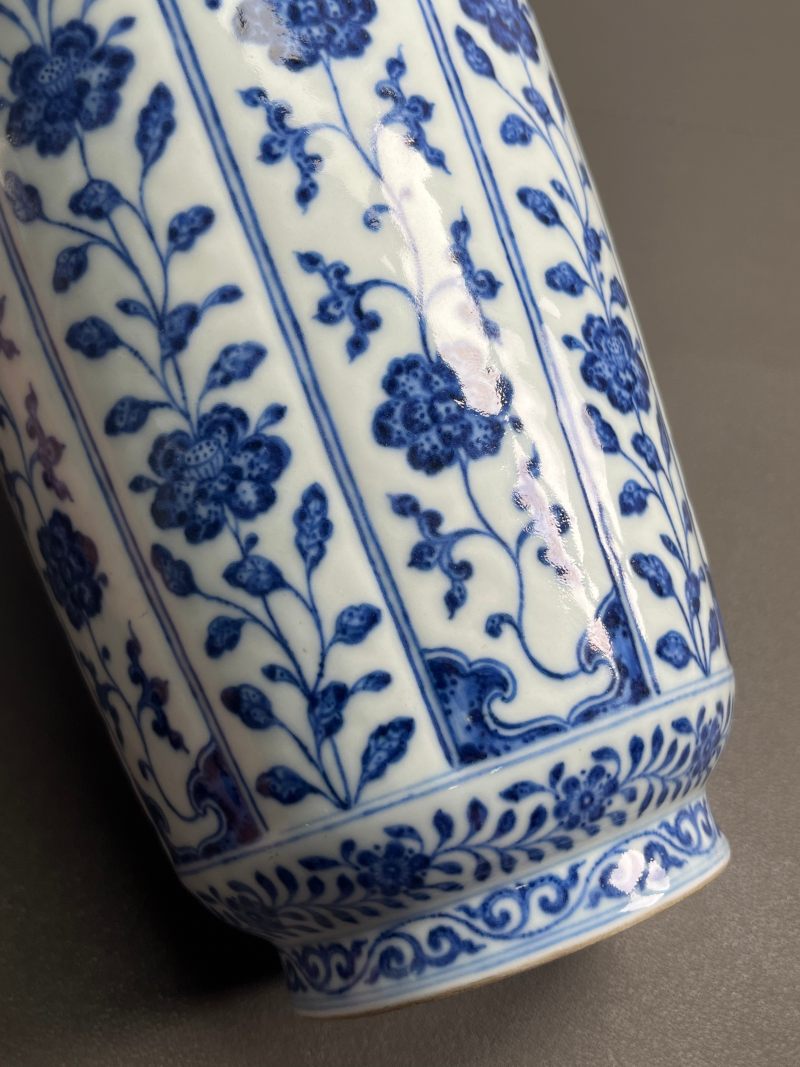 清乾隆  青花花卉纹棒槌瓶 - 图21