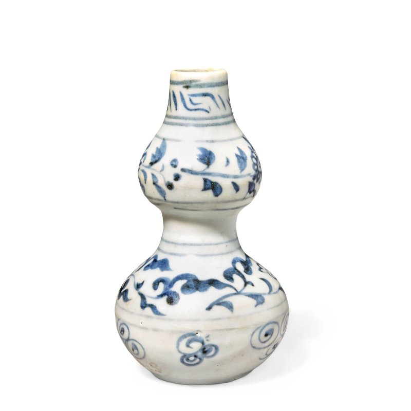 元 青花纏枝花卉紋葫蘆瓶 | A BLUE AND WHITE DOUBLE GOURD VASE - 图4