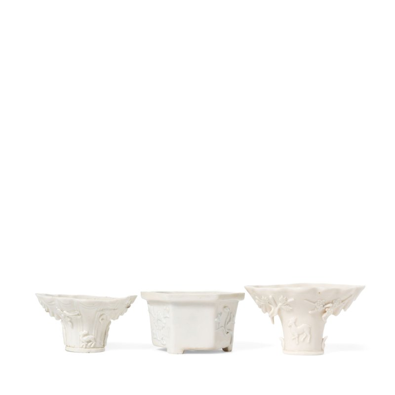 清康熙 德化窯盃兩件及小花盆一件 | TWO BLANC-DE-CHINE LIBATION CUPS AND A SMALL BLANC-DE-CHINE JARDINIERE - 图2