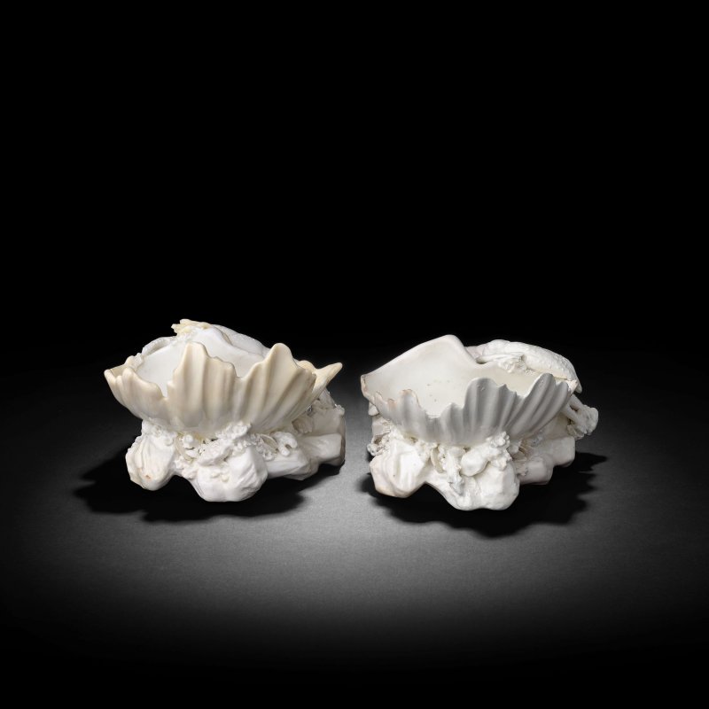 Two Chelsea white crayfish salts, circa 1745-49 - 图2