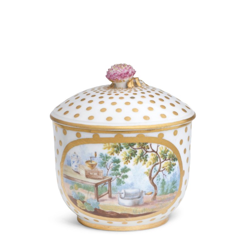 A Sèvres sugar bowl and cover (pot à sucre Calabre), dated 1767