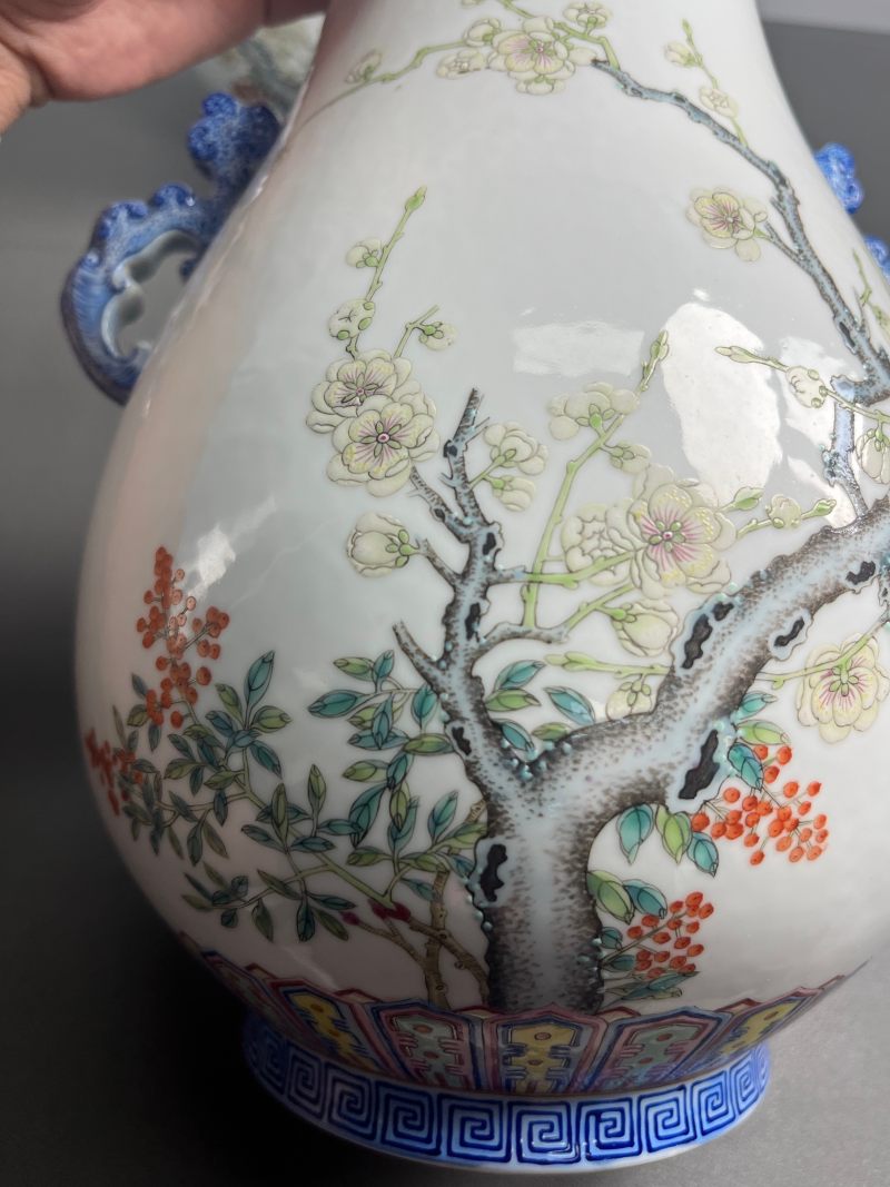 民国  粉彩梅花花卉图螭耳尊（一对） - 图11