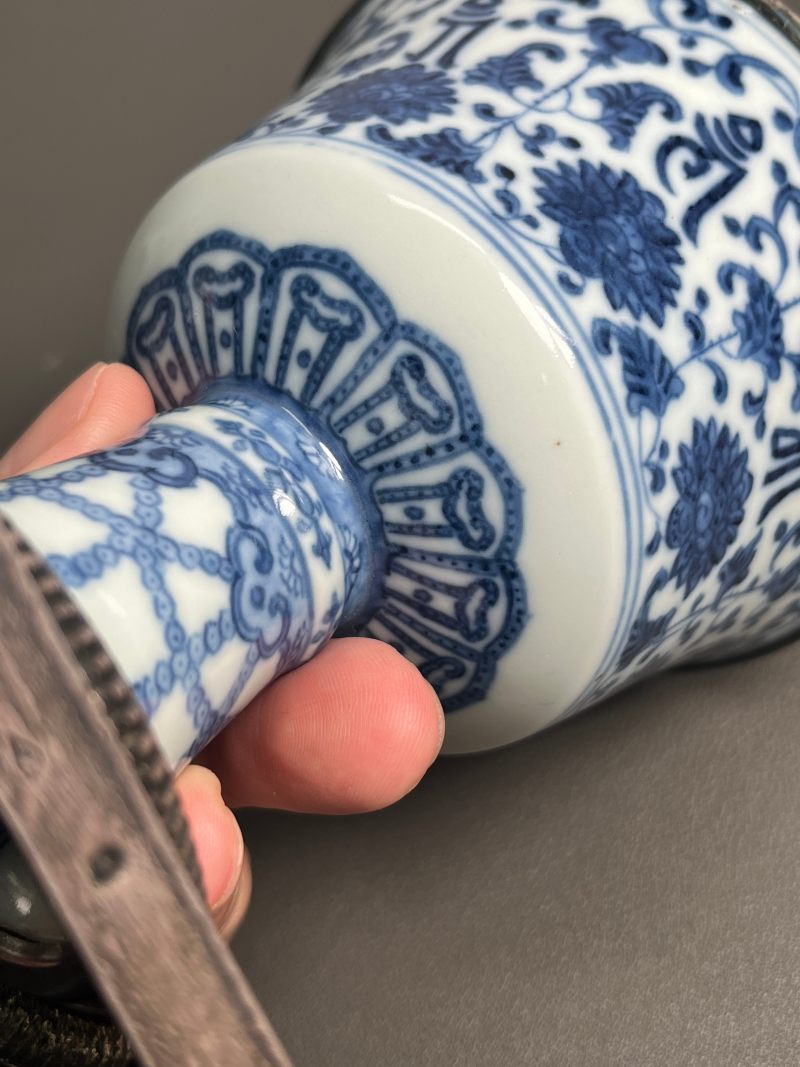 清道光  青花缠枝莲纹高足杯 - 图16