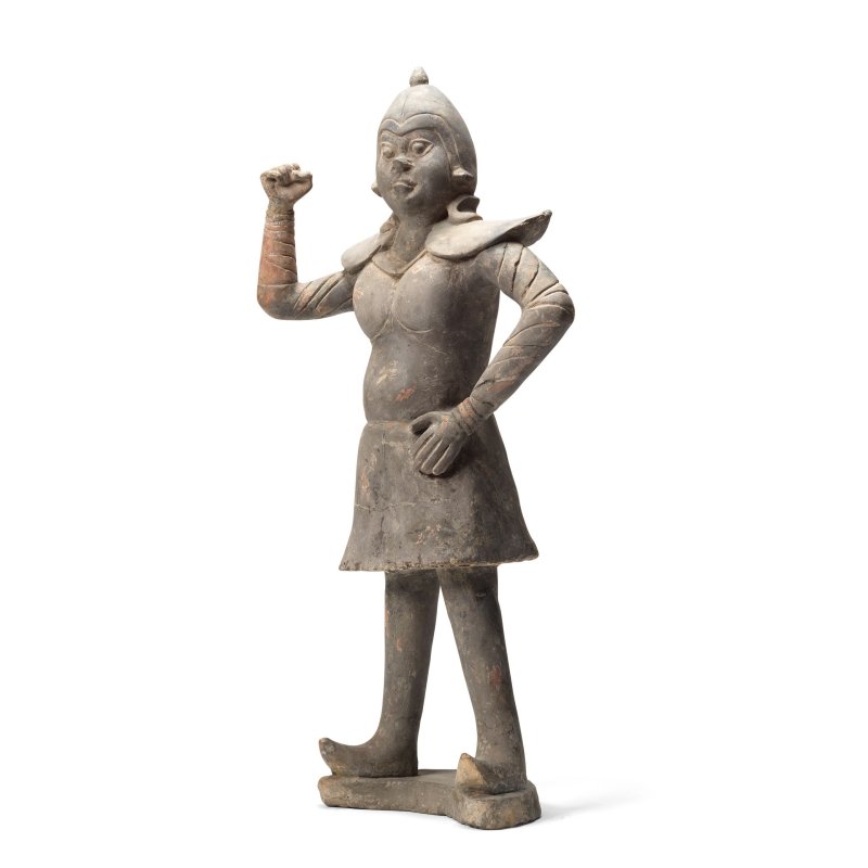 六朝 灰武士俑 | A LARGE GREY POTTERY FIGURE OF A SOLDIER - 图5