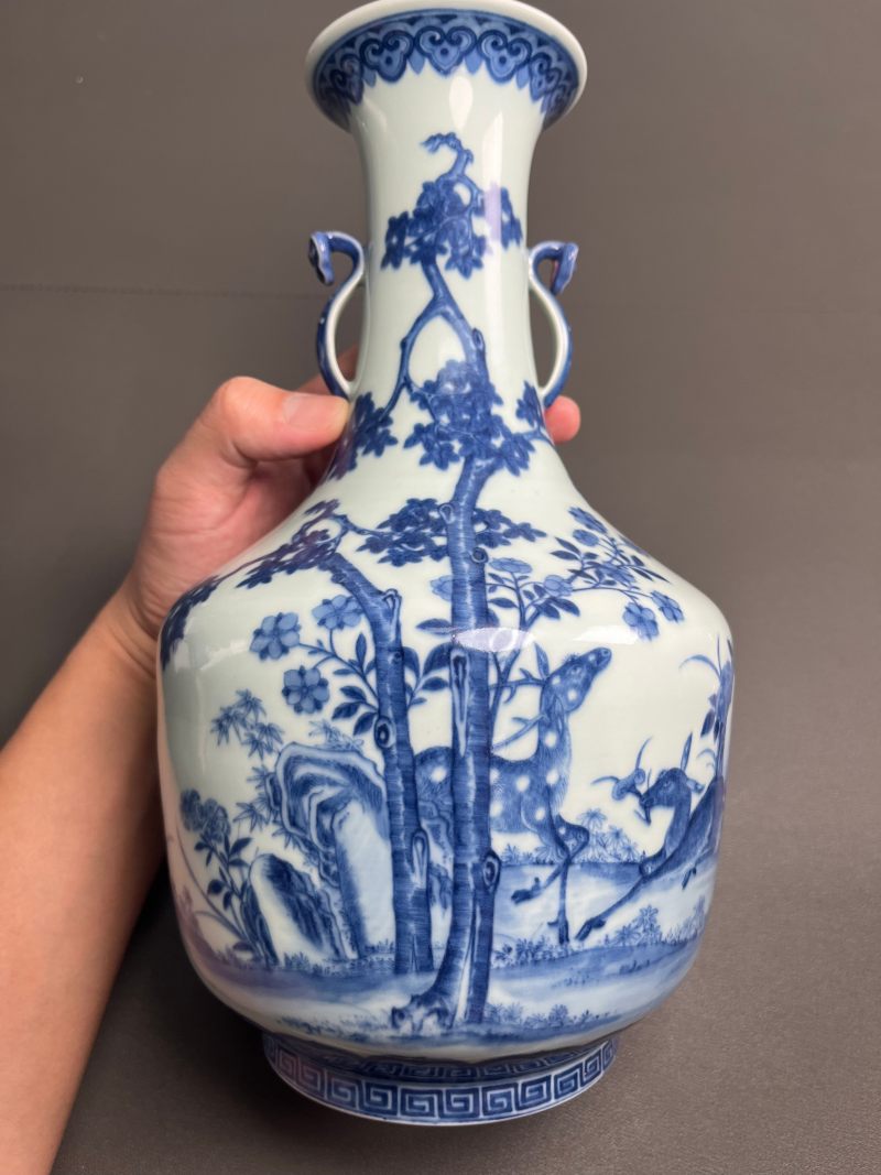 清道光  御制青花六合同春如意耳尊 - 图3