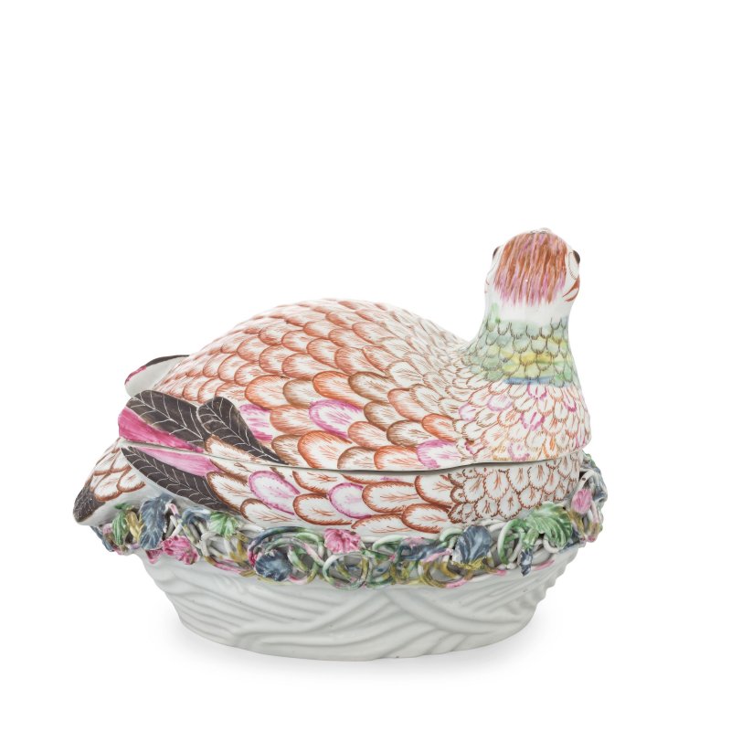 A large Worcester partridge tureen and cover, circa 1754-56 - 图7