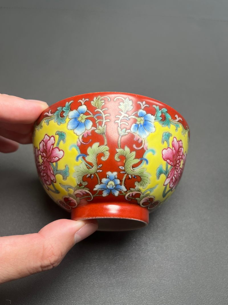 清光绪  珊瑚红地洋彩花卉碗（一对） - 图9
