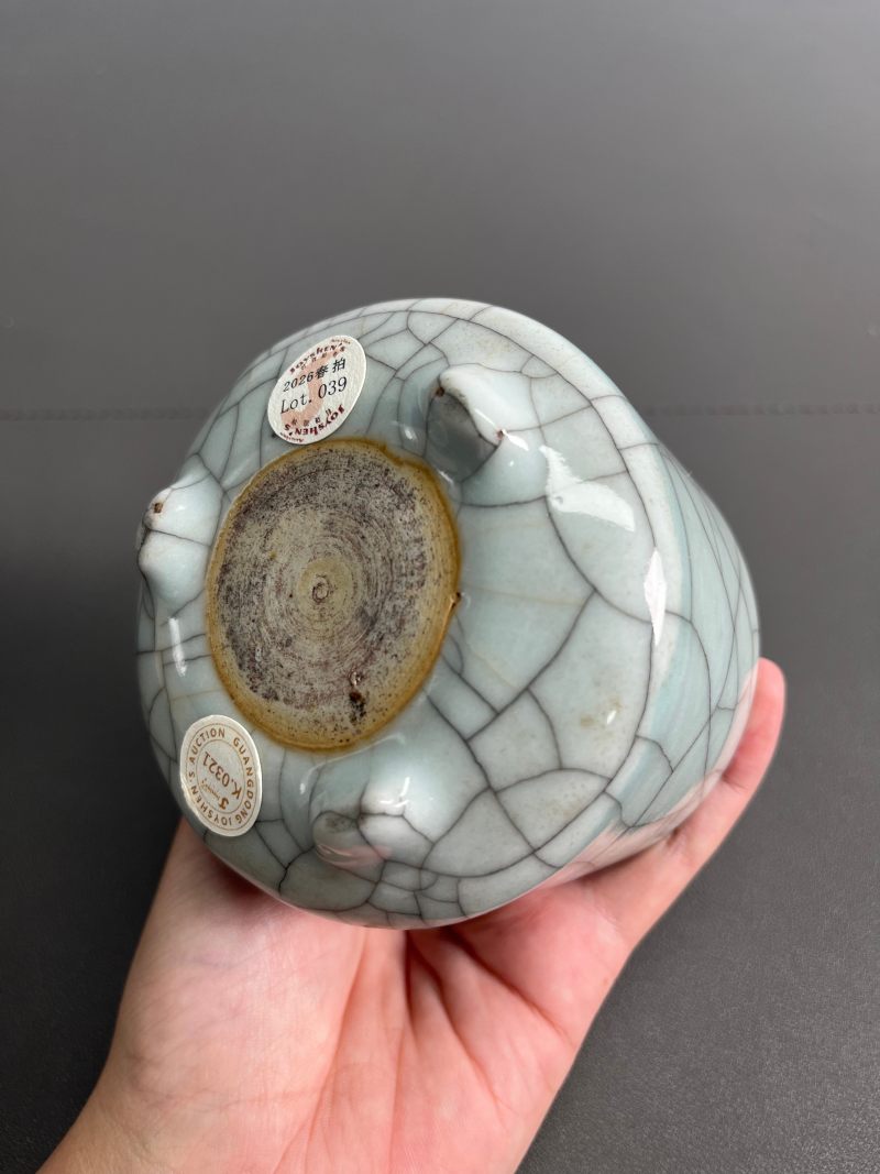 清雍正 仿哥釉三足炉 - 图14