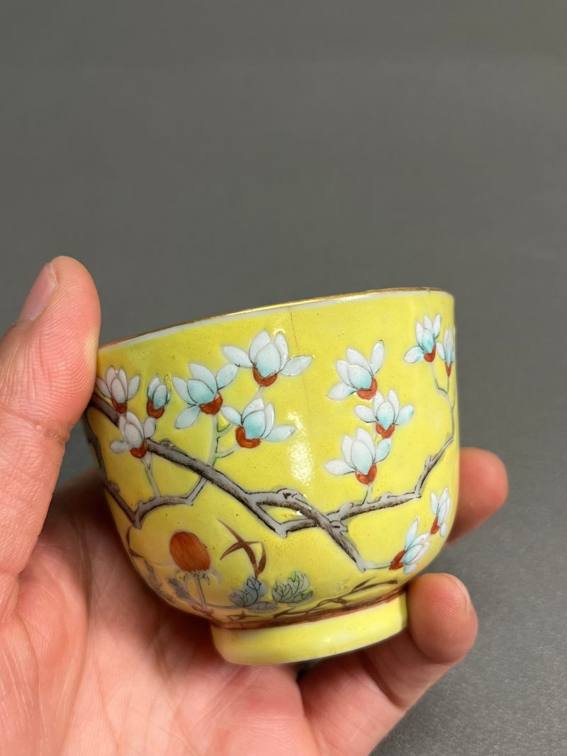 清光绪  黄地粉彩花鸟纹杯 - 图16