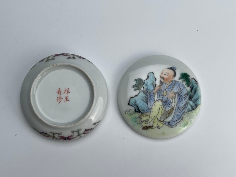 民国  粉彩高仕图印盒 - 图4