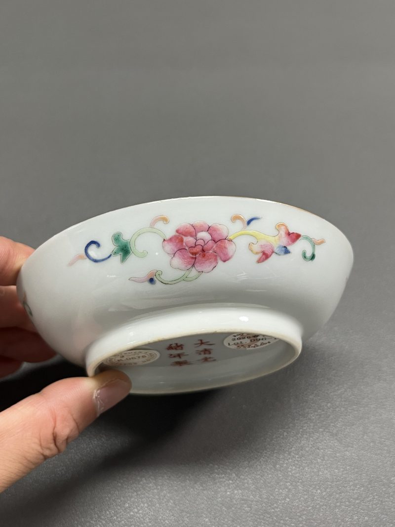 清光绪  松石绿地粉彩花鸟纹盘（一对） - 图20