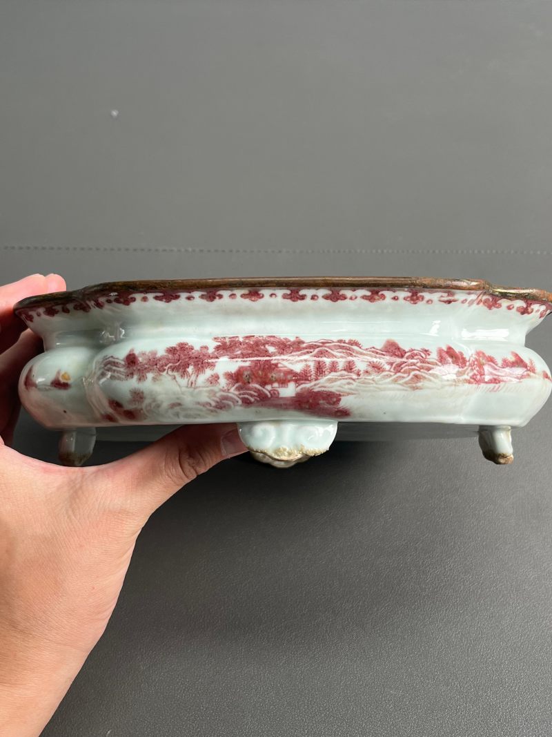 清咸丰  釉里红山水图花盆 - 图5