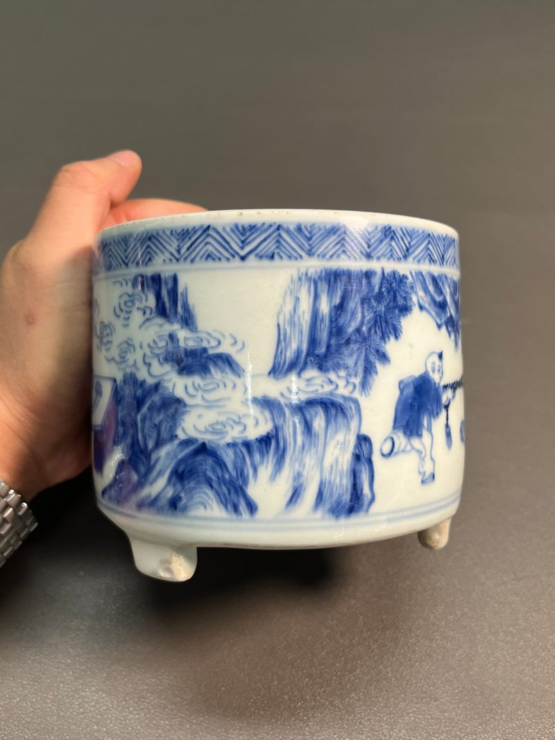 清顺治  青花“六子戏弥勒”图琴炉 - 图8