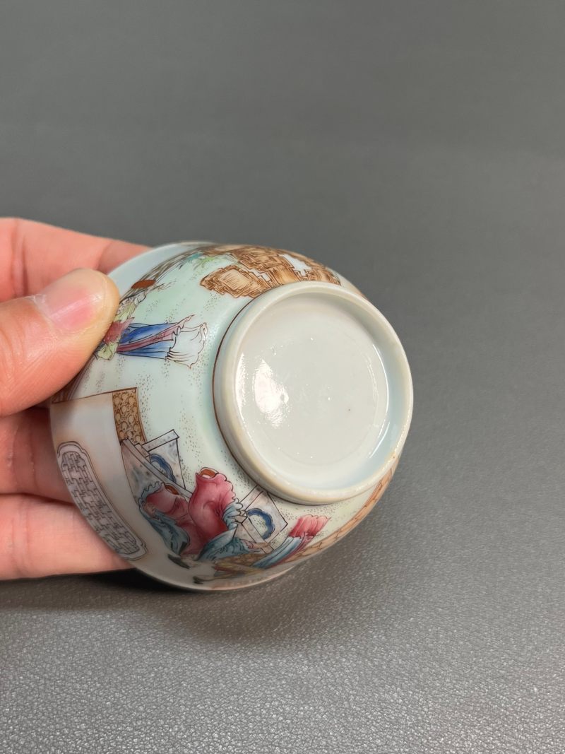 清乾隆  广彩“庭院闲趣”图杯碟（一套） - 图21