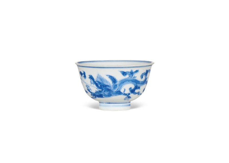 清康熙 仿成窑青花夔龙纹小杯