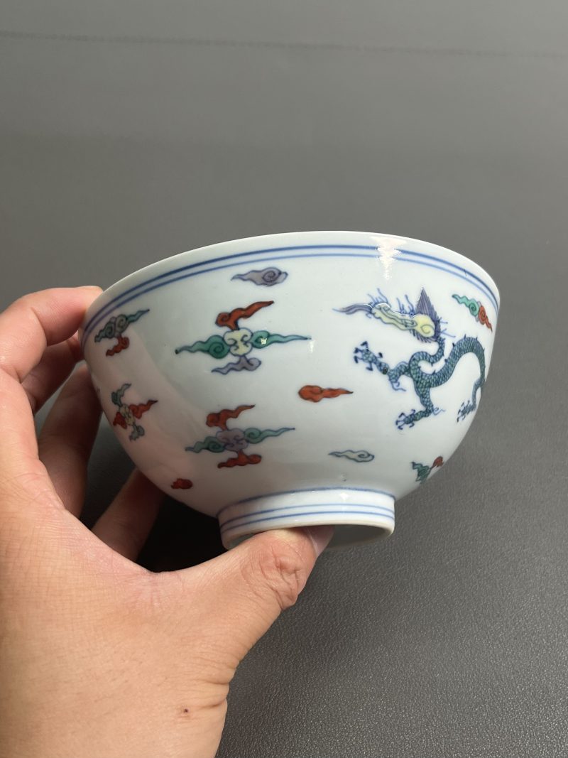 清雍正 斗彩龙纹茶圆 - 图3