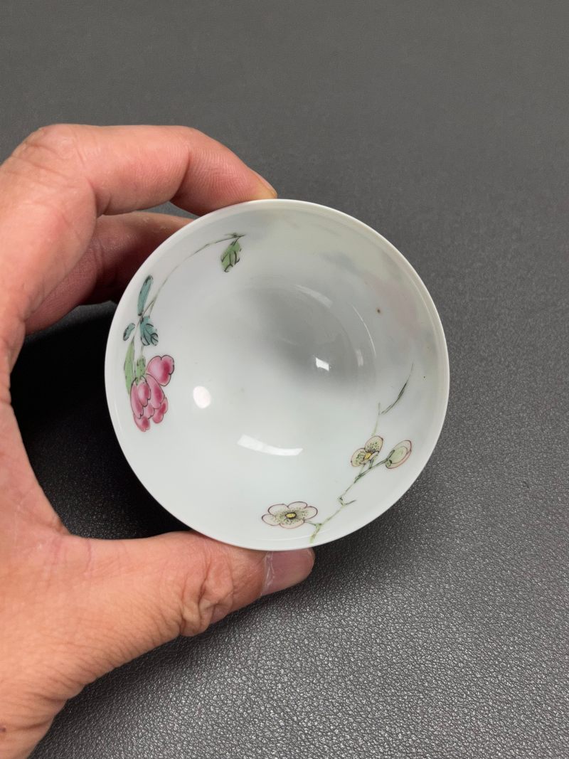 清雍正 粉彩花卉纹杯 - 图11