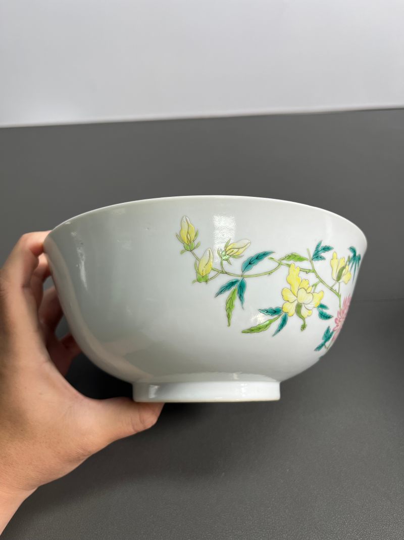 清光绪  粉彩花蝶纹大碗 - 图6