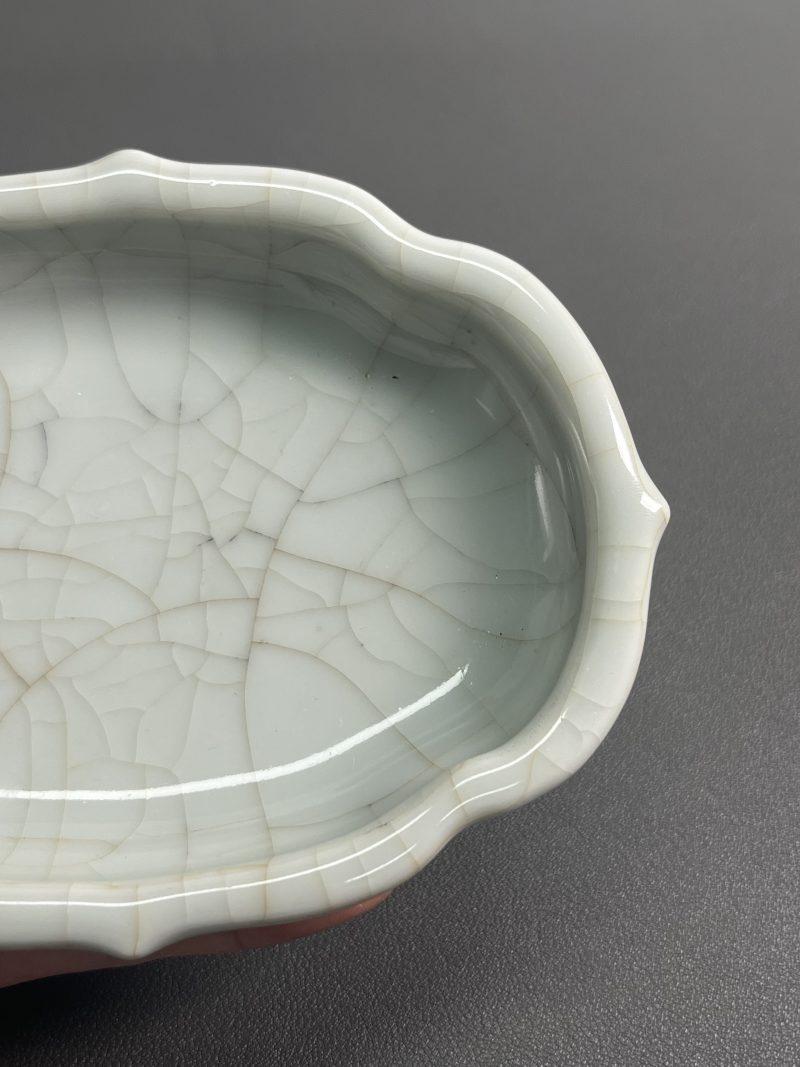 清雍正  仿哥釉海棠洗 - 图6
