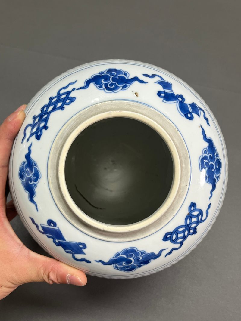 清康熙  青花龙凤纹瓜棱罐（带木盖） - 图12