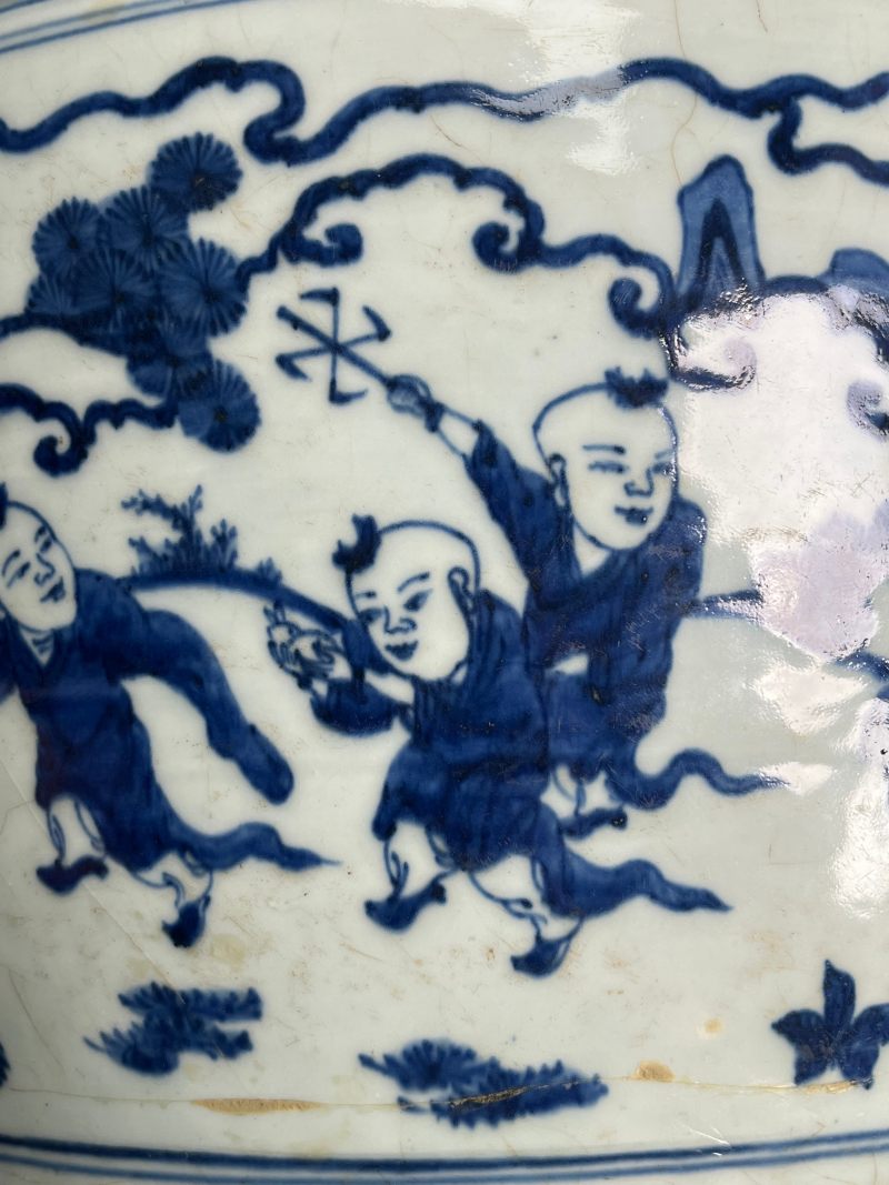 明嘉靖  青花 " 十六子闹春 " 图大缸 - 图23