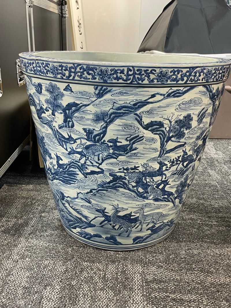 明万历  青花“受天百禄”百鹿图大缸 - 图14