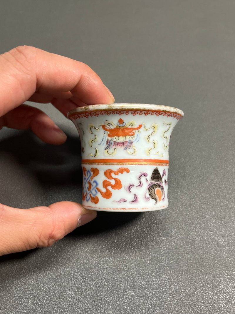 清乾隆“药洲”款粉彩八宝缠枝莲纹轴头（一对） - 图8